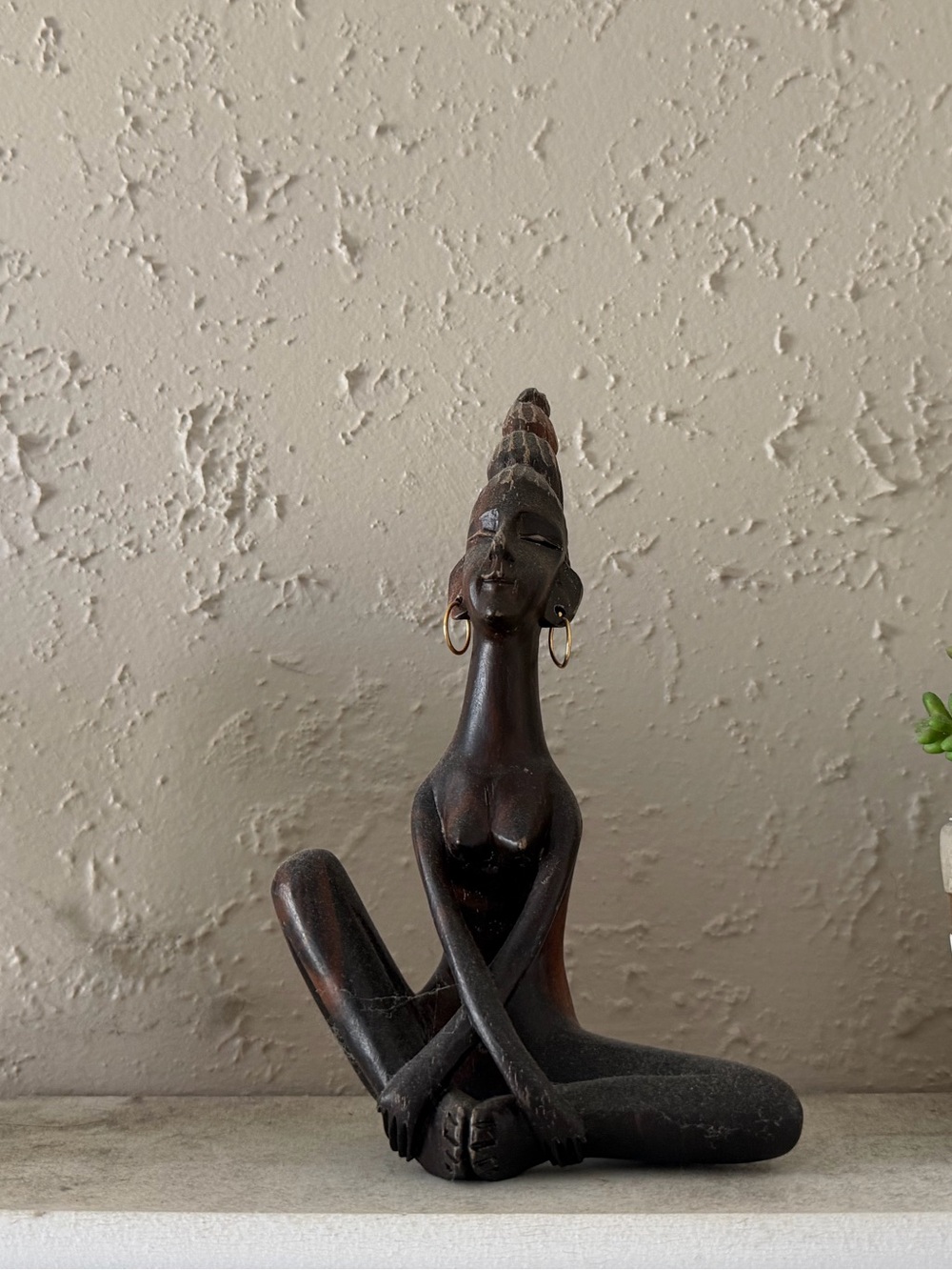 Vintage MCM Wood Hand Carved African Woman Decor Meditation Statue Home Accents
